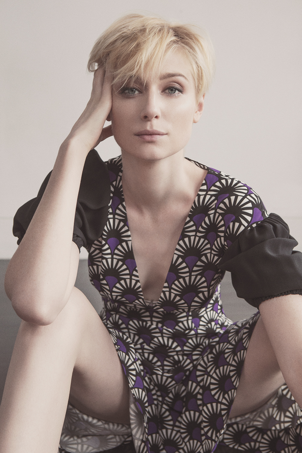 SMR_ElizabethDebicki1189_white(SMR)